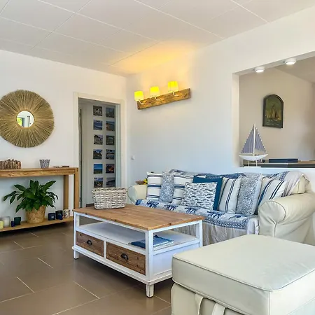 Holiday home Boubou - Fantastica Con Piscina! *