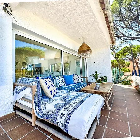 Boubou - Fantastica Con Piscina! Pals